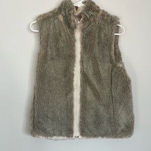 Reversible faux fur vest